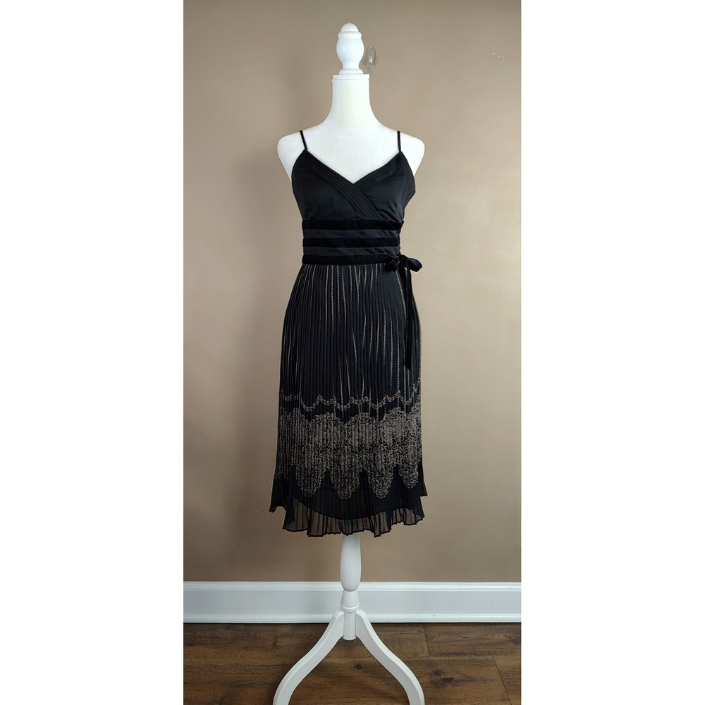 Ann Taylor LOFT Petites Black Pleated Midi Dress Velvet Trim Lace Print 0P